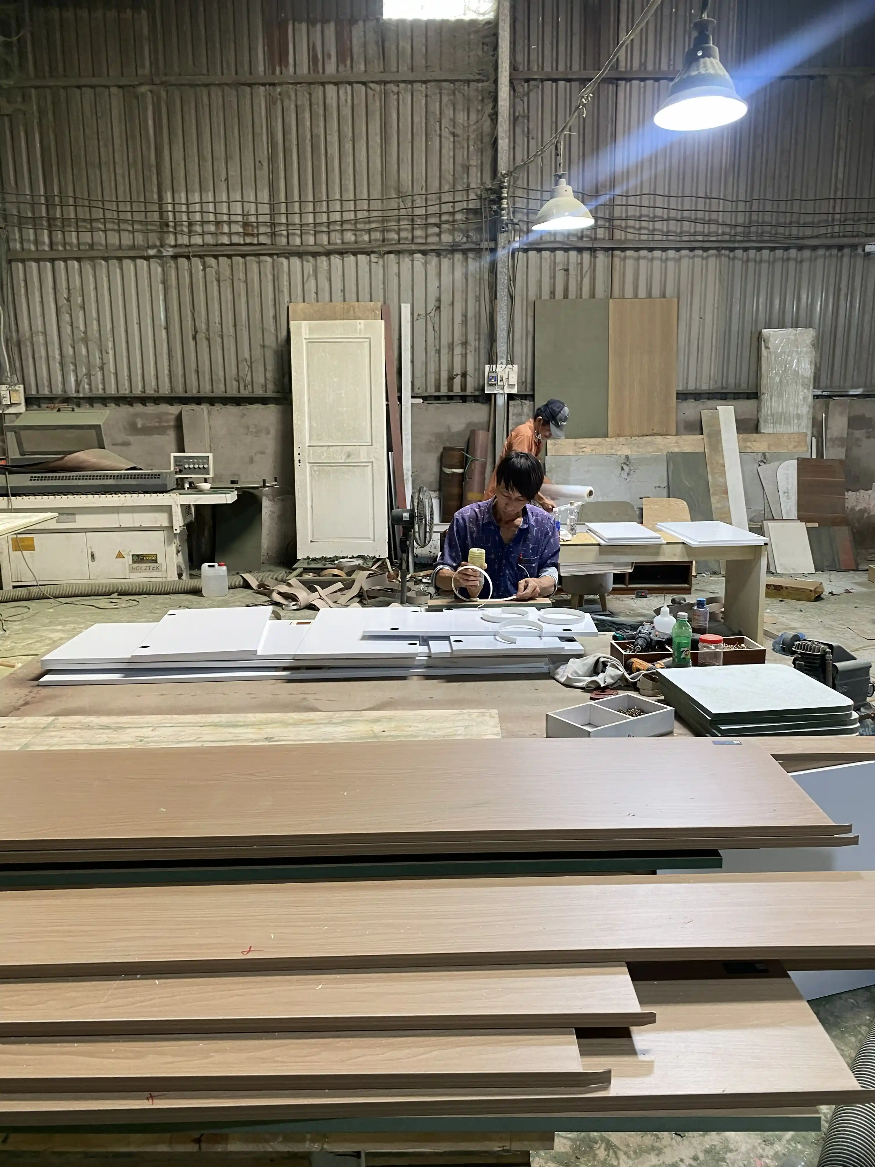Xưởng sản xuất nội thất Happy Furniture